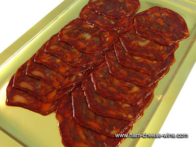 Iberico Sausage Fermin Sliced Details 4