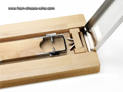 Wooden Ham Holder 5J Details 6