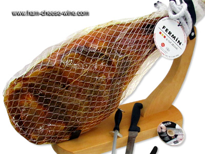 Iberico Shoulder Fermín Economic Ham Carving Kit Details 2