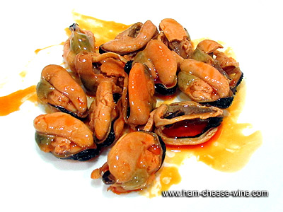 Pickled Mussels in Olive Oil Ramón Peña 3